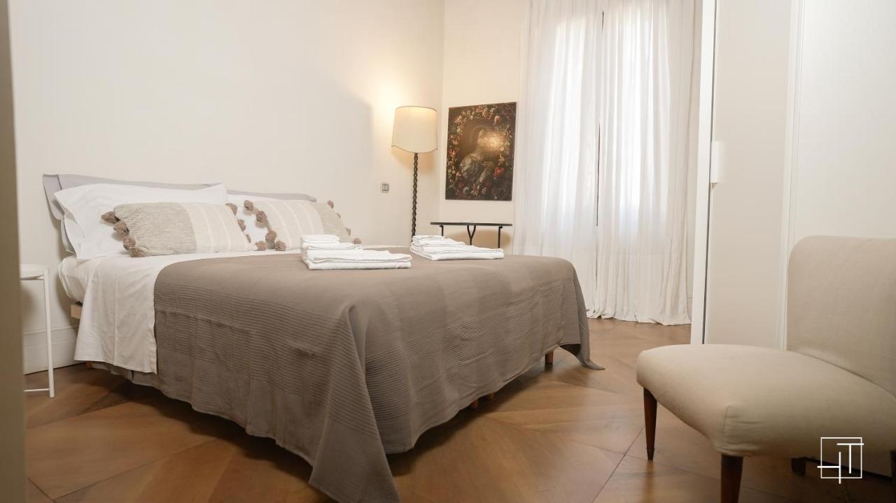 פאדובה Ht - Casa Del Pittore In Piazza Delle Erbe מראה חיצוני תמונה