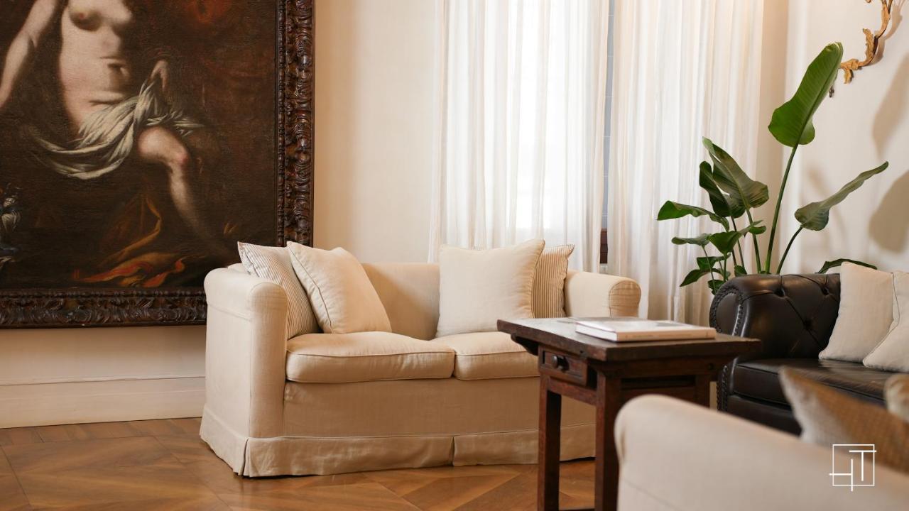 פאדובה Ht - Casa Del Pittore In Piazza Delle Erbe מראה חיצוני תמונה