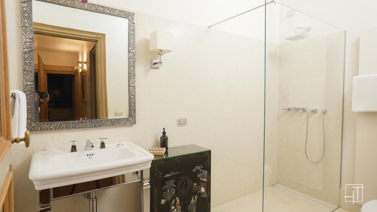 פאדובה Ht - Casa Del Pittore In Piazza Delle Erbe מראה חיצוני תמונה