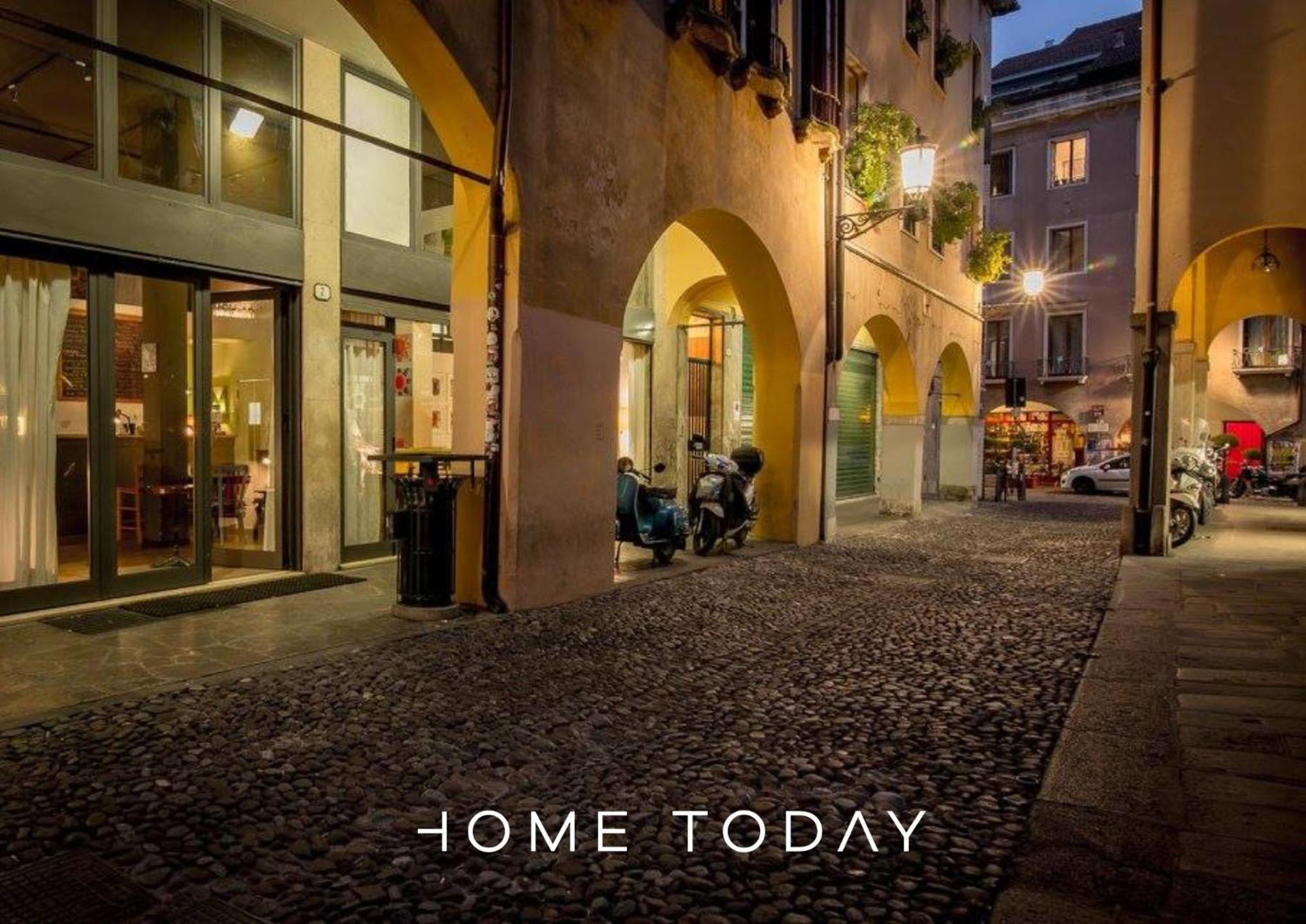 פאדובה Ht - Casa Del Pittore In Piazza Delle Erbe מראה חיצוני תמונה
