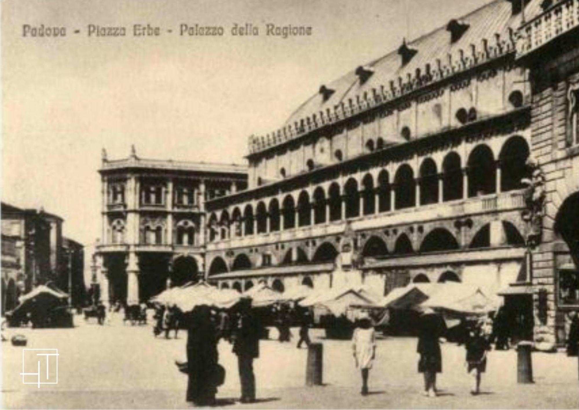 פאדובה Ht - Casa Del Pittore In Piazza Delle Erbe מראה חיצוני תמונה